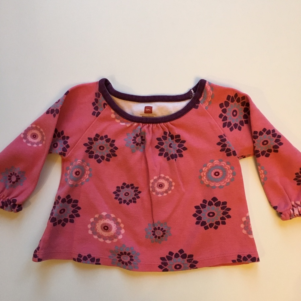 TEA COLLECTION 2 piece outfit.  Cute!